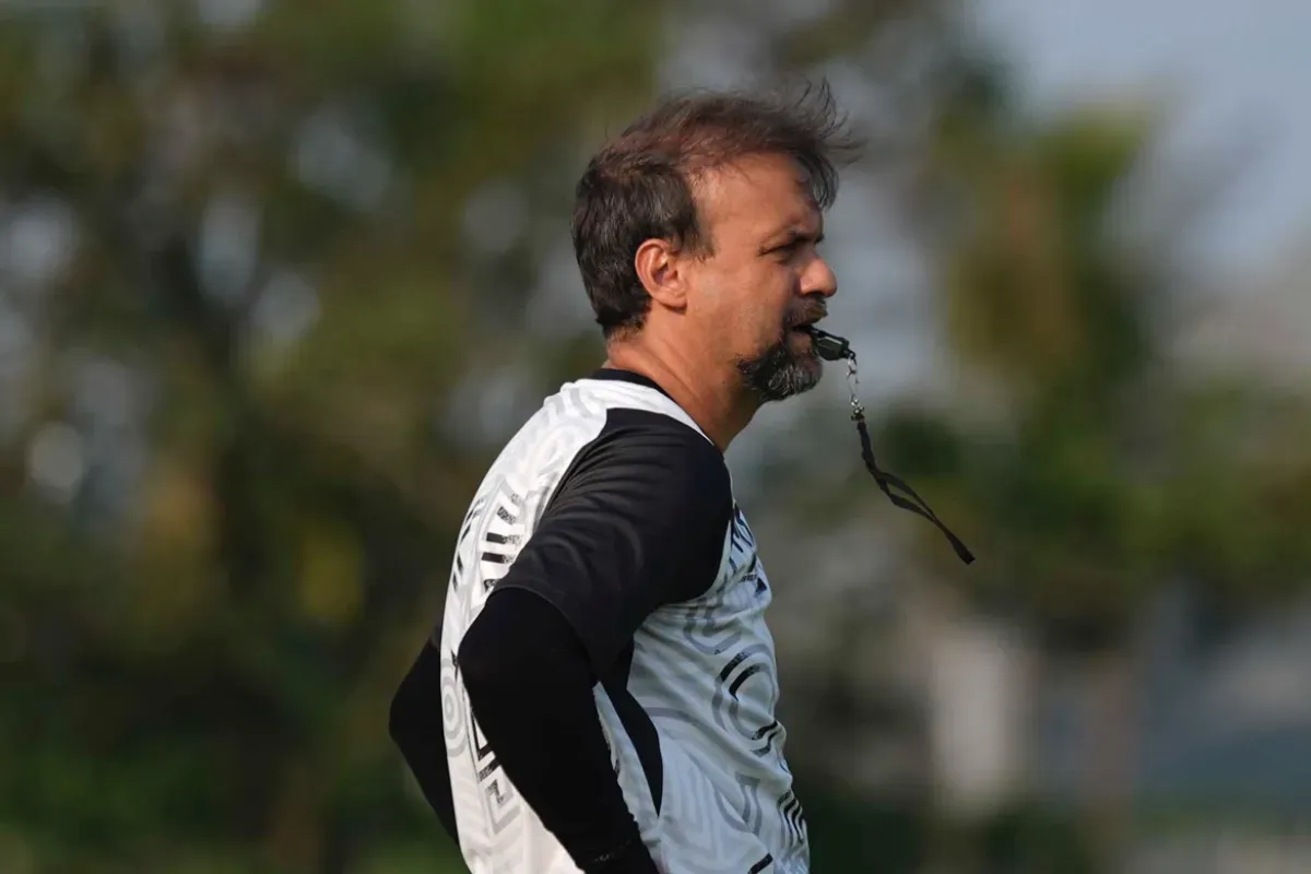 Potret pelatih Persija Jakarta, Mauricio Souza. (Sumber: Persija)