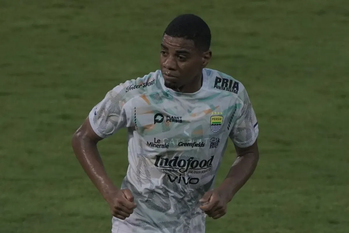 Uilliam Barros bersemangat jelang laga uji coba Persib Bandung vs Western Sydney Wanderers malam hari ini. (Sumber: pers)