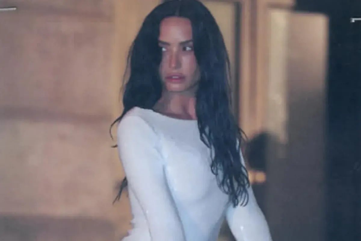 Lirik lagu Give Your Heart a Break dari Demi Lovato. (Sumber: Instagram/@ddlovato)