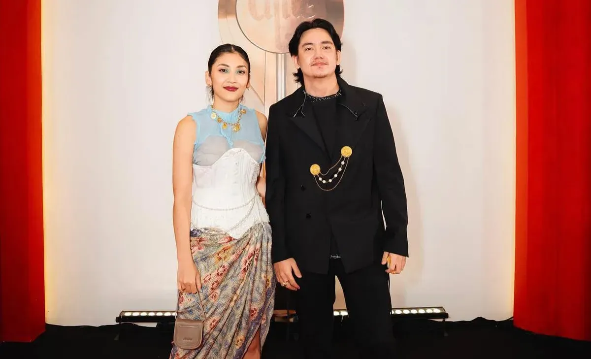 Pasangan selebritas Canti Tachril dan Adipati Dolken. (Sumber: Instagram/@adipati)