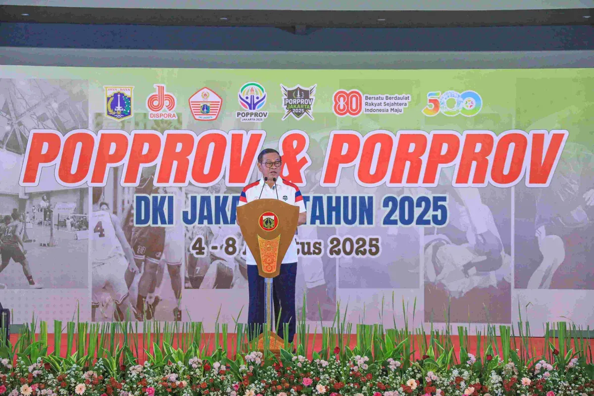 Gubernur Jakarta, Pramono Anung membuka POPPROV Jakarta dan PORPROV Jakarta 2025 di GOR Soemantri, Jakarta Selatan, Senin, 4 Agustus 2025. (Sumber: Dok. Kominfotik Pemprov Jakarta)