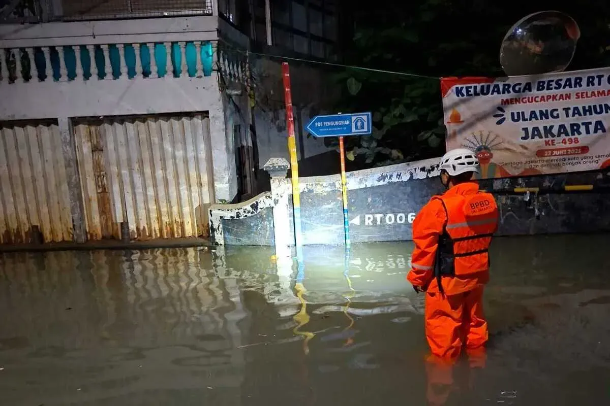 Genangan yang terjadi di Kelurahan Bidara Cina, JakartaTimur, pada Selasa, 5 Agustus 2025, dini hari. (Sumber: BPBD)