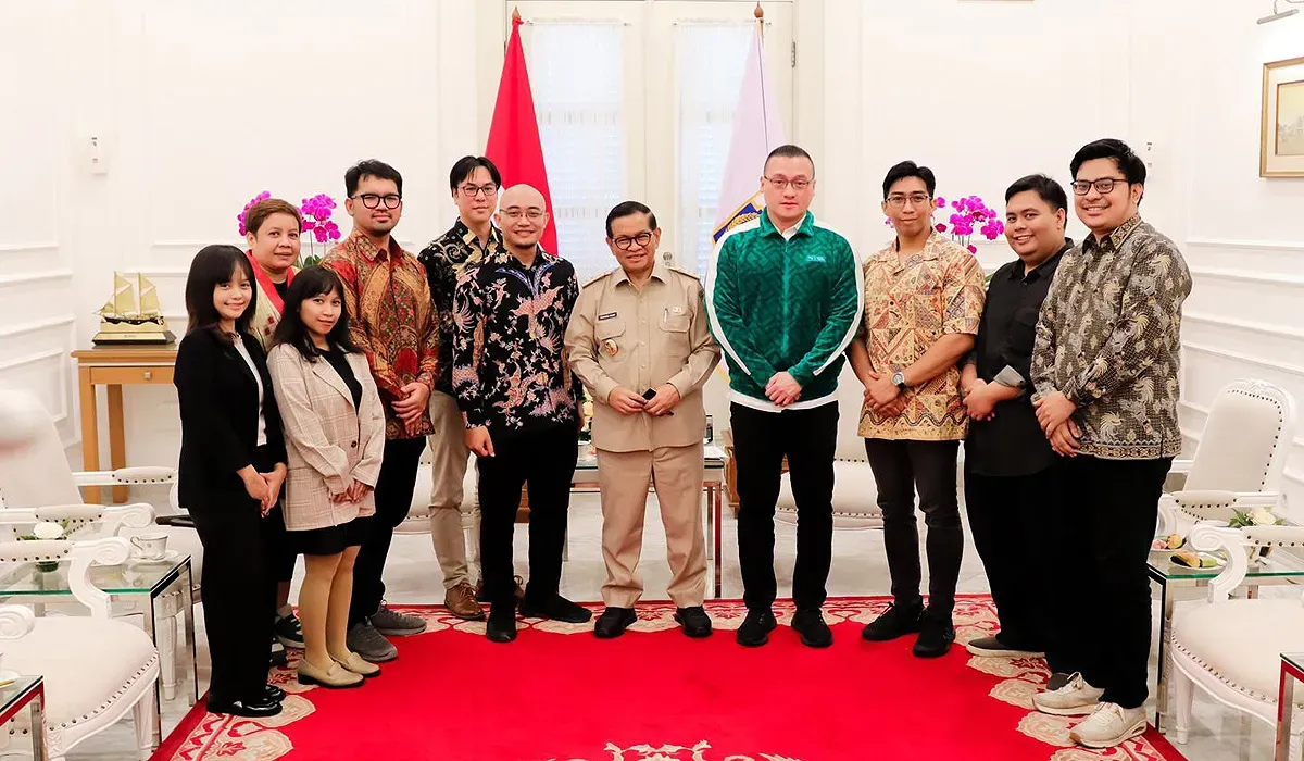 Gubernur Jakarta, Pramono Anung, bersama Ketua Umum Djakarta Ennichi, Hardiyanto Kenneth. (Sumber: Kominfotik Pemprov DKI Jakarta)