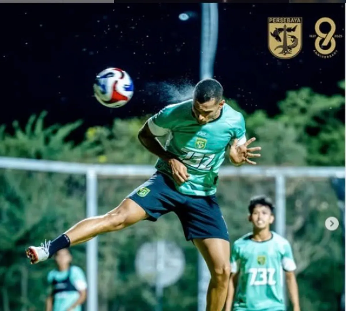 Persebaya Surabaya vs PSIM Yogyakarta (Sumber: Instagram @official persebaya surabaya)