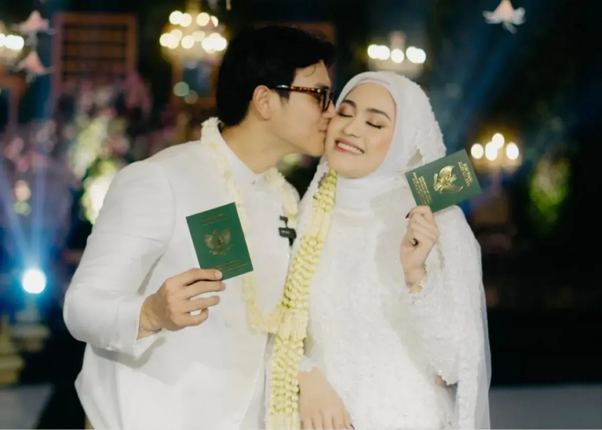 TikToker Rabbani Bray Adam atau akrab disapa Mas Bre, resmi melepas masa lajangya dan menikah dengan rendha Waya Mukti alias Yaya. (Sumber: Instagram stories/@rabbanibray)