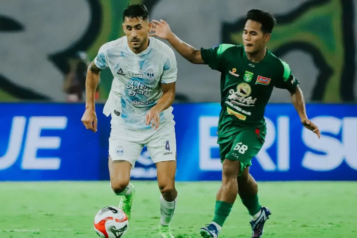 PSIM Yogyakarta berhasil mengalahkan Persebaya Surabaya di laga pembuka BRI Super League. (Sumber: Instagram/@psimjogja_official)