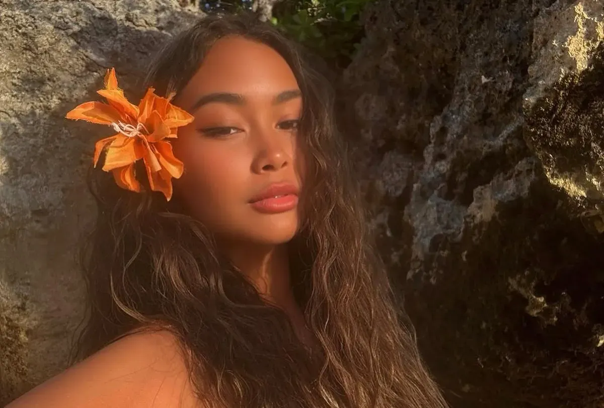 Sarah Tumiwa dikabarkan mengundurkan diri dari ajang Miss Universe Indonesia (MUID) 2025. (Sumber: Instagram/@sarahtumiwa)