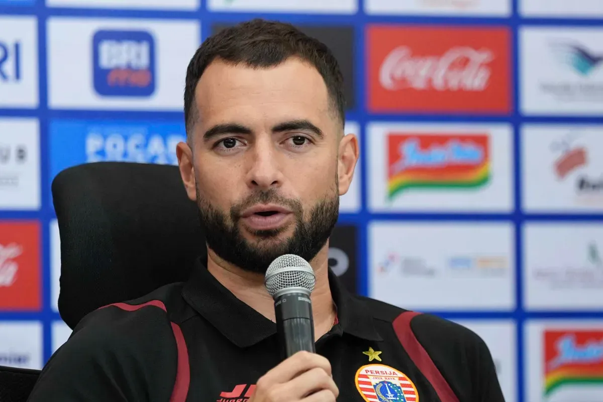 Potret bek Persija Jakarta, Jordi Amat yang tak sabar untuk segera bertanding melawan Persita Tangerang. (Sumber: Persija)