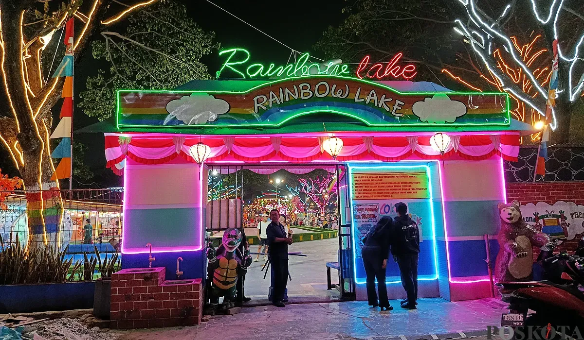 Wahana Rainbow Lake Marakash, Babelan, Kabupaten Bekasi, jadi alternatif liburan keluarga yang terjangkau. (Sumber: POSKOTA | Foto: Nurpini Aulia Rapika)