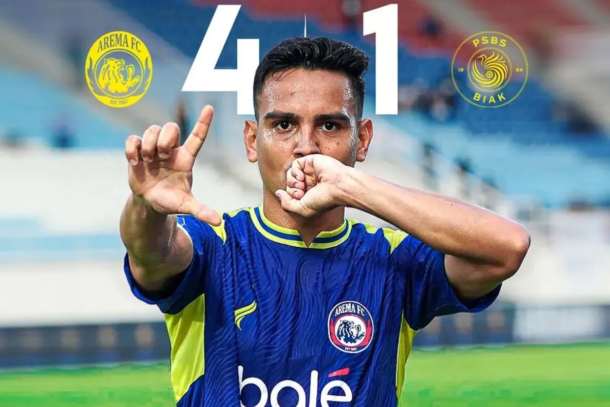 Arema FC berhasil menang telak melawan PSBS Biak, skor akhir 4-1. (Sumber: Instagram/@aremafcofficial)