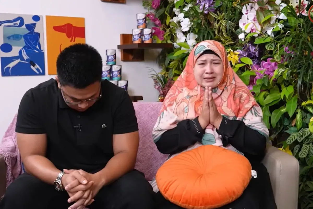 Ibunda Bigmo minta maaf soal kelakuan anak-anaknya soal komentar kepada Azizah Salsha istri Pratama Arhan. (Sumber: tangkapan layar)