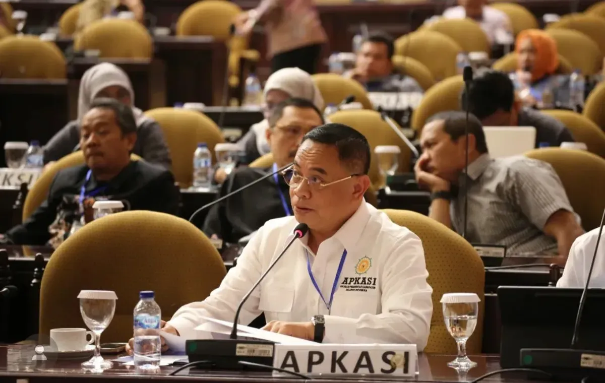 Bupati Pati, Sudewo tengah menjadi sorotan buntut kontroversi rencana kenaikan Pajak Bumi dan Bangunan Perdesaan dan Perkotaan (PBB-P2) hingga 250 persen. (Sumber: Instagram/@humaspati)
