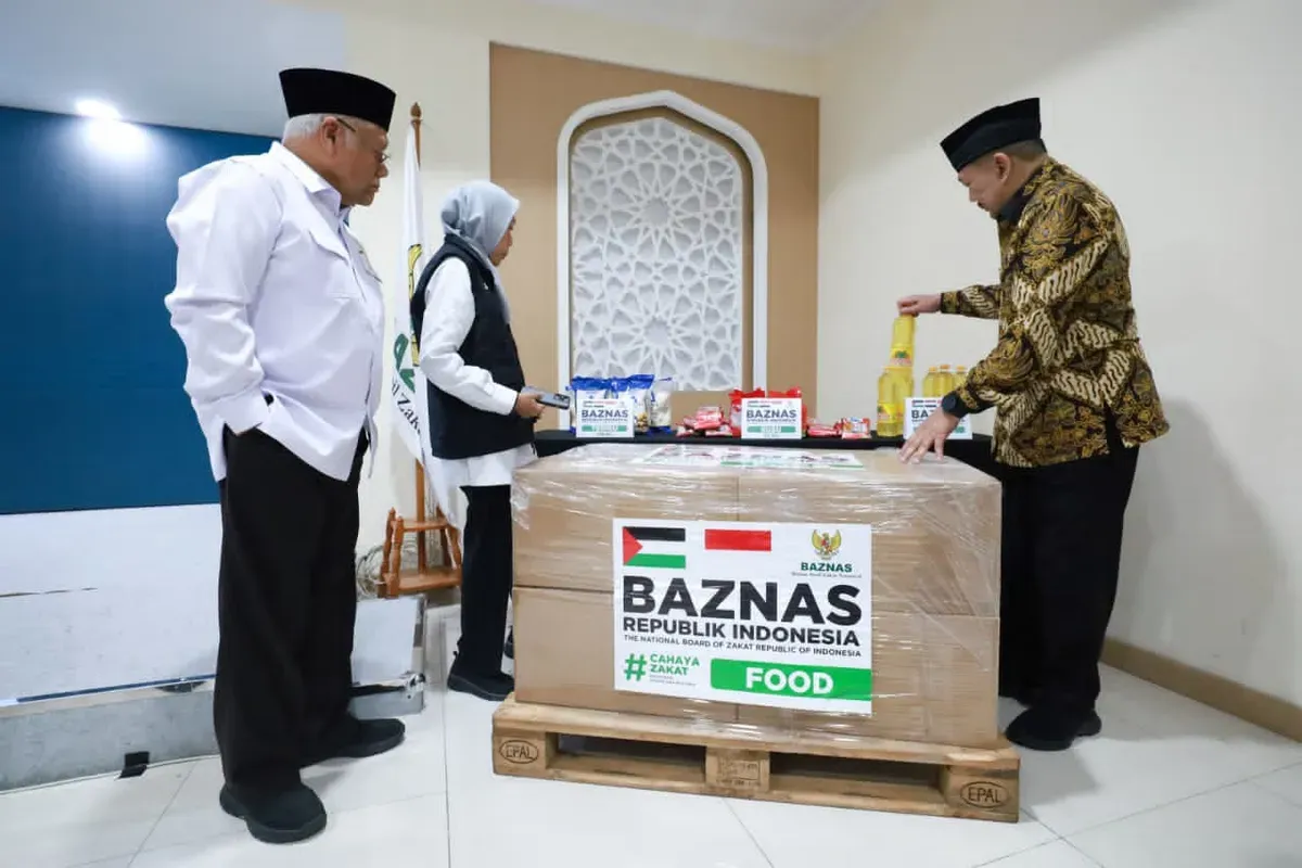 Baznas salurkan 80 ton bantuan kemanusiaan berupa bantuan pangan untuk masyarakat Palestina melalui mekanisme airdrop atau udara. (Sumber: Dok. Baznas)