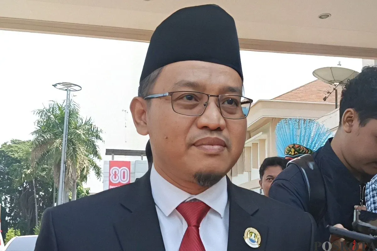 Ketua DPRD Kota Bekasi, Sardi Efendi ditemui awak media seusai Rapat Paripurna HUT ke-80 RI, Jumat, 15 Agustus 2025. (Sumber: Poskota/Nurpini Aulia Rapika)