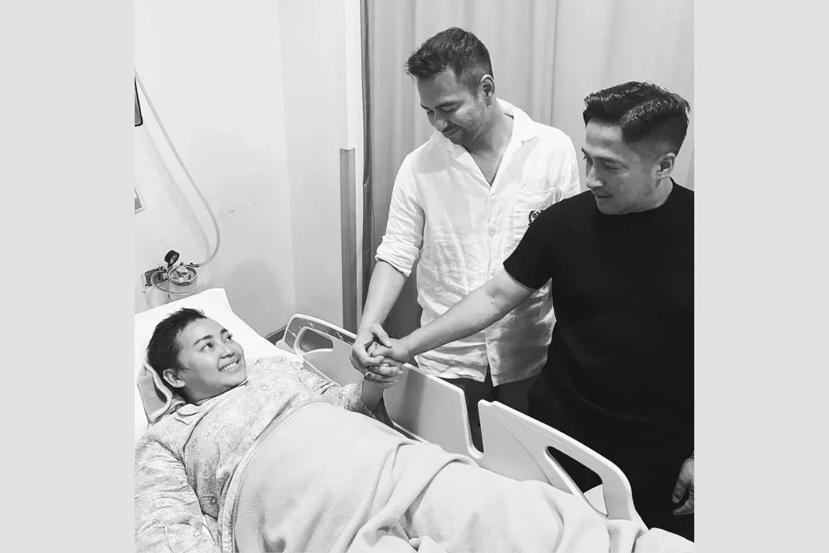 Irfan Hakim dan Raffi Ahmad berduka (Sumber: Instagram/@raffinagita1717)