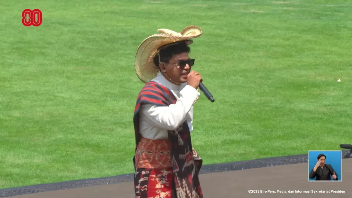 Silet Open Up kembali jadi sorotan setelah menyanyikan lagu Tabola Bale di Istana Merdeka. (Sumber: YouTube/Sekretariat Presiden)