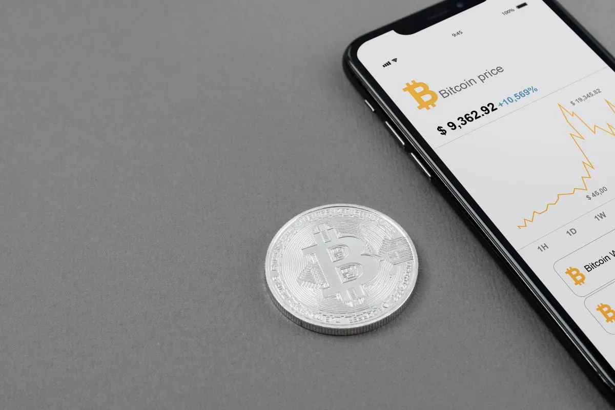 Ilustrasi investasi kripto di era digital. (Sumber: Freepik)
