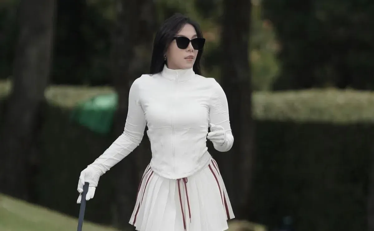Selebgram Endang Yustika viral usai mengaku mengalami dugaan pungutan liar (pungli) di Kebun Raya Bogor. (Sumber: Instagram/ @uc.you)