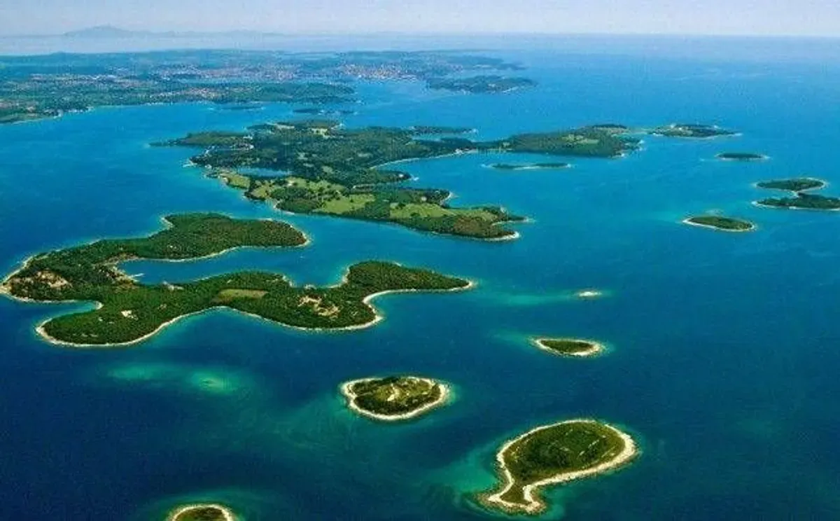Keindahan Pulau di  Kepulauan Seribu yang jadi magnet wisatawan. (Sumber: Pinterest)