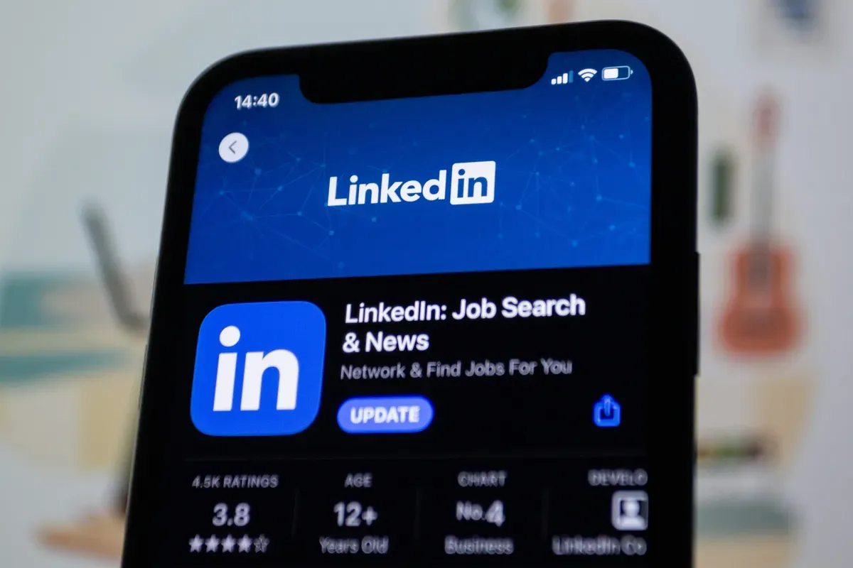 Cara Mencari Pekerjaan dan Loker Lewat LinkedIn (Sumber: Unsplash/Shutter Speed)