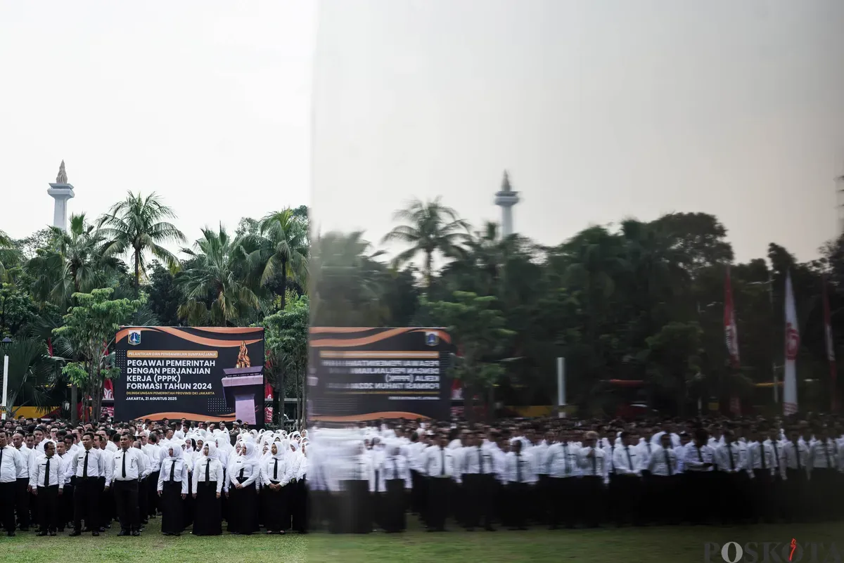Sejumlah Pegawai Pemerintah dengan Perjanjian Kerja (PPPK) mengikuti Pelantikan dan Pengambilan Sumpah PPPK di Balai Kota DKI Jakarta, Kamis, 21 Agustus 2025. (Sumber: Poskota/Bilal Nugraha Ginanjar)