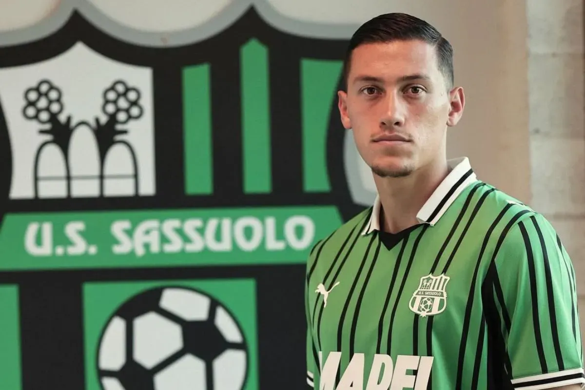 Jay Idzes bersiap hadapi ujian berat (Sumber: Instagram/@sassuolocalcio)