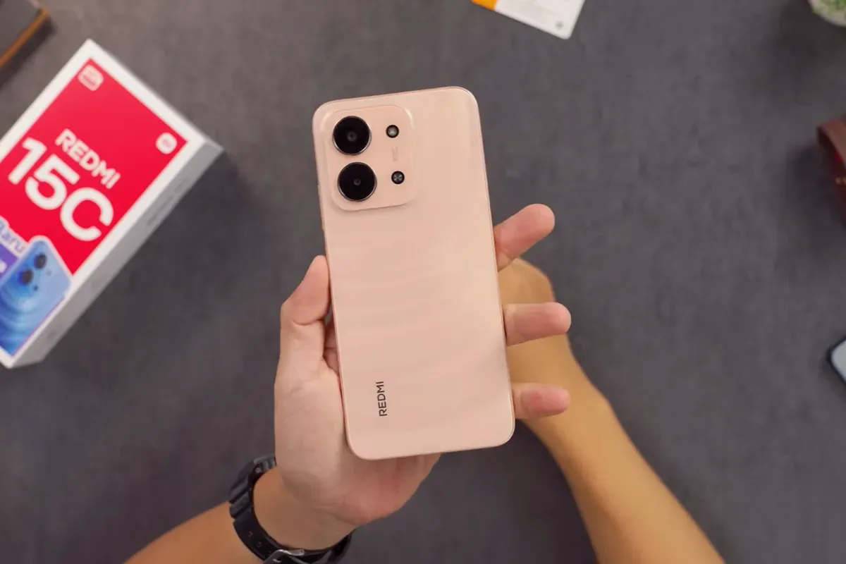 Spesifikasi Redmi 15C Dibekali dengan RAM 8GB, Cuma Rp1 Jutaan Saja (Sumber: YouTube/GadgetIn)