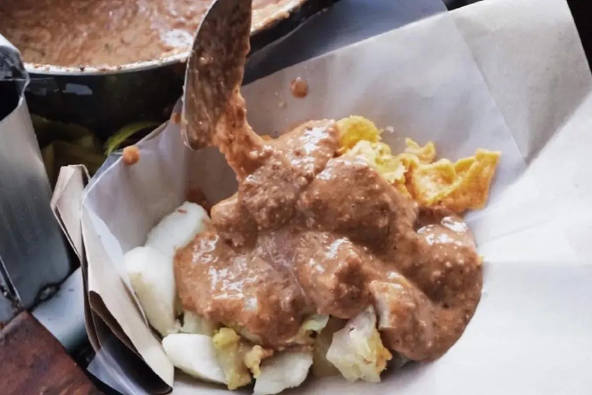 Ilustrasi kuliner di Jalan Surya Kencana Bogor. (Sumber: Instagram/@explorebogor)