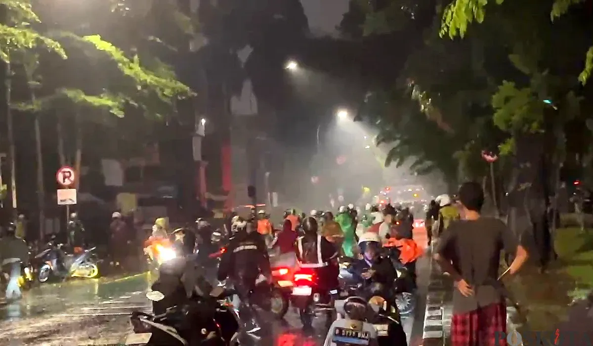 Situasi depan Mako Brimob Kwitang, Jakarta Pusat, Kamis, 28 Agustus 2025. (Sumber: POSKOTA | Foto: M Tegar Jihad)