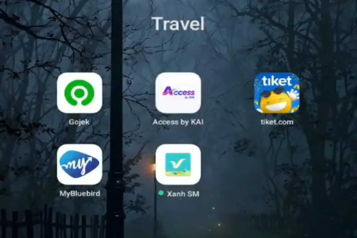 Aplikasi Access by KAI (tengah) yang sering digunakan untuk pemesanan tiket kereta api, belakangan ini dikeluhkan oleh pengguna karena mengalami crash atau tertutup otomatis saat dibuka. (Sumber: X/@cpamungkas)