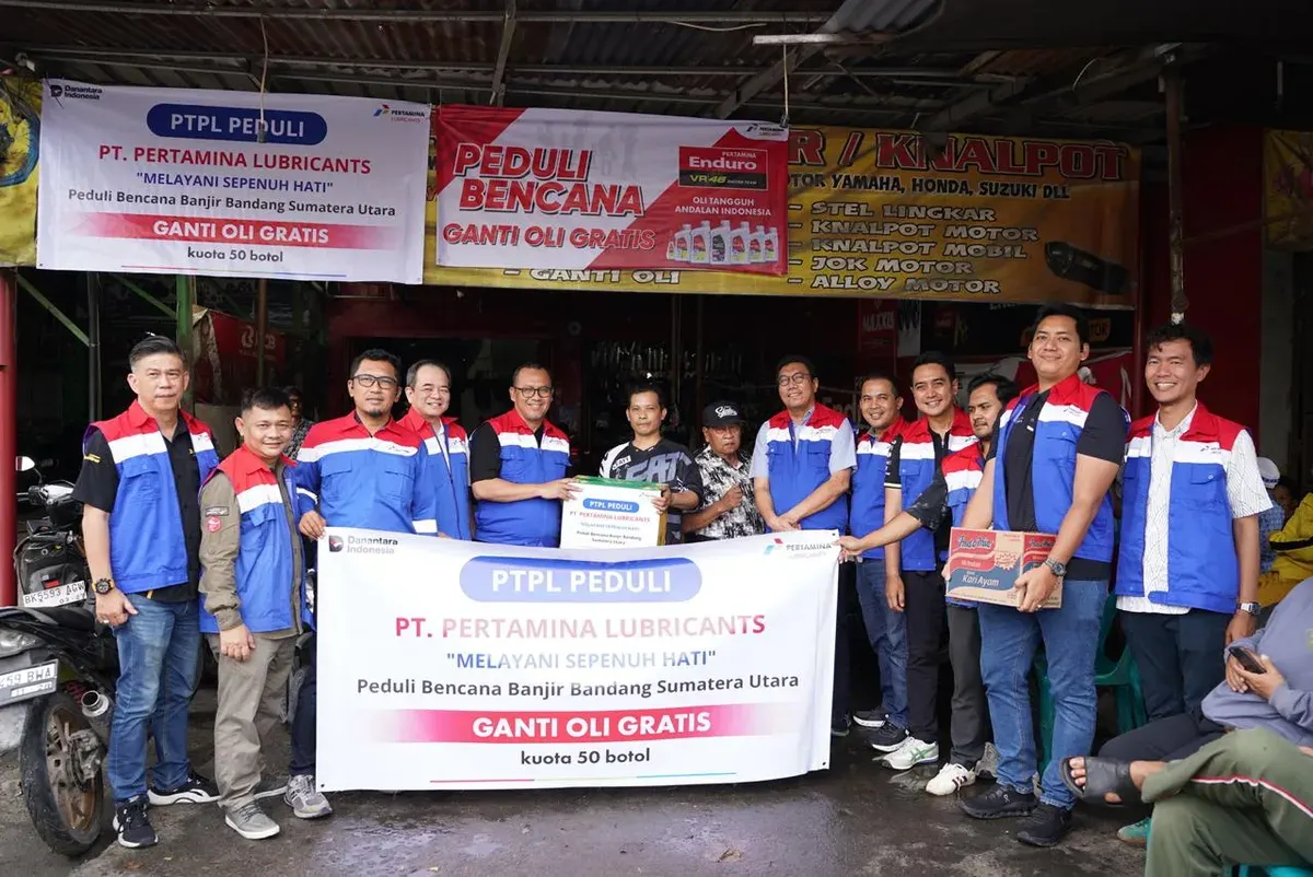 Pertamina Lubricants menyalurkan bantuan darurat untuk warga terdampak banjir di Sumatra Utara dan Sumatra Barat. (Sumber: PTPL)