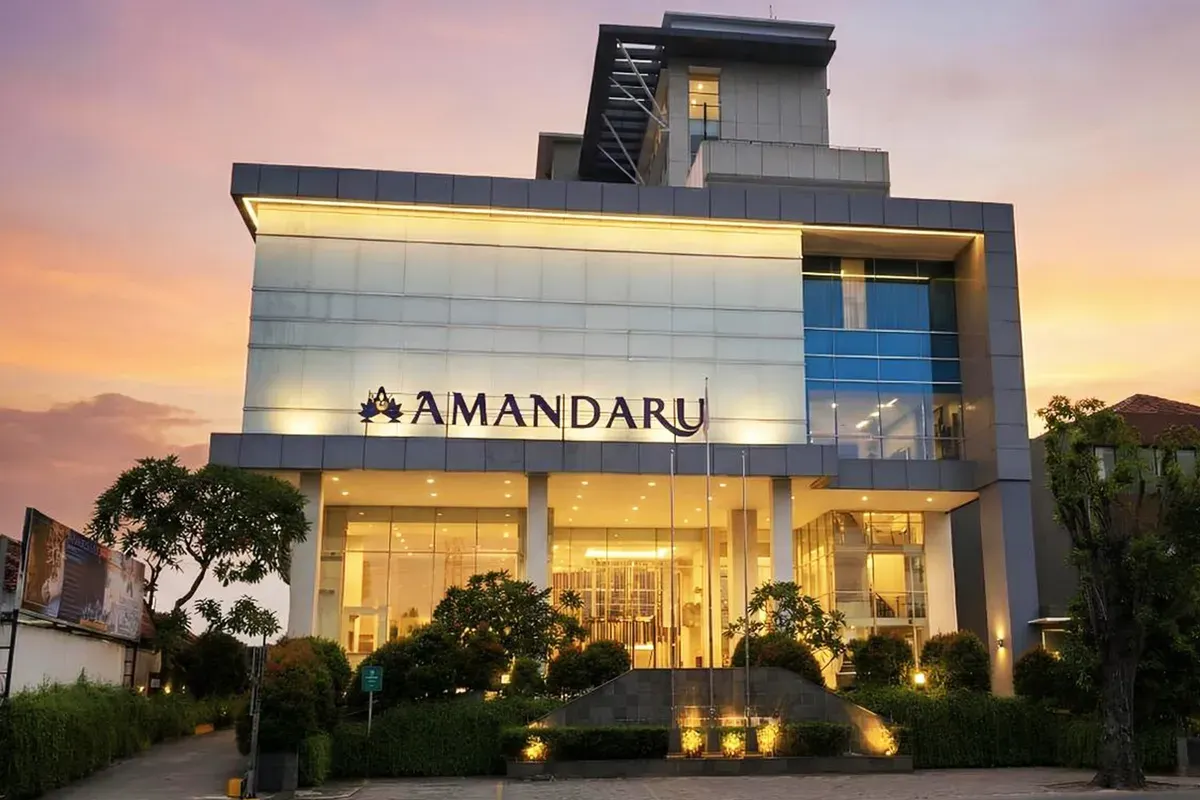 Amandaru Hotel Pekalongan yang baru dibuka, menghadirkan penginapan modern dengan sentuhan budaya khas Kota Batik, siap menyambut wisatawan dan pelaku bisnis. (Sumber: PR Amandaru Hotel)