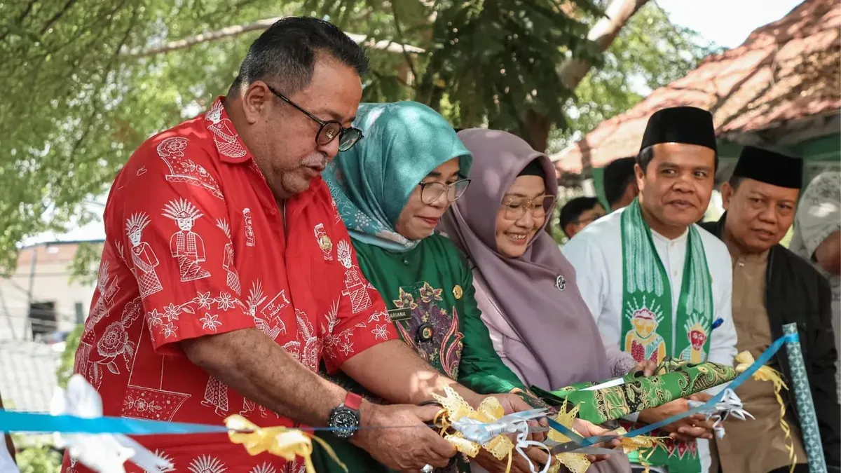 Wakil Gubernur Jakarta Rano Karno meresmikan Taman Kreatif Si Doel di Jalan Tanggul, Tebet, Jakarta Selatan, Jumat, 5 Desember 2025. (Sumber: Dok. Kominfotik Pemprov Jakarta)