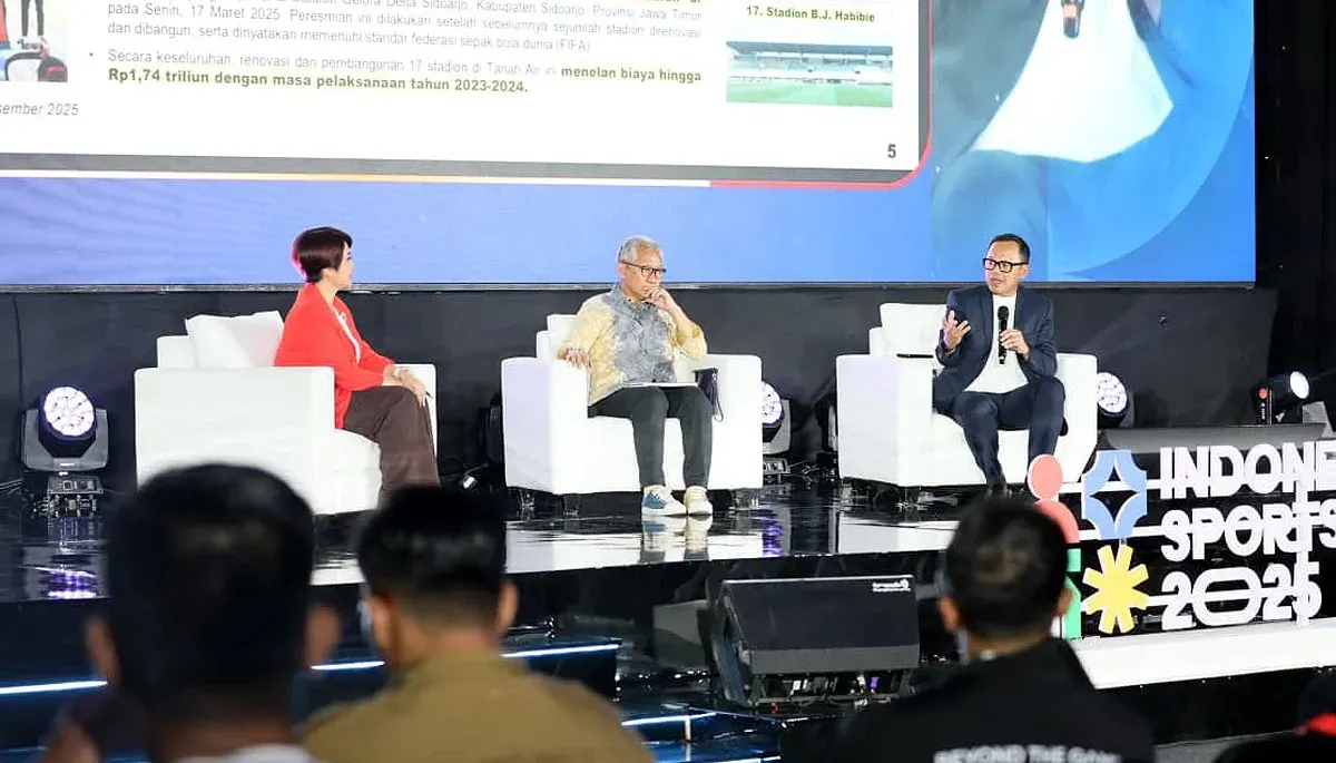 Wamendagri, Bima Arya (kanan) saat menjadi narasumber pada Indonesia Sport Summit (ISS) 2025 di Indonesia Arena, Blok 10 Kawasan GBK, Sabtu, 6 Desember 2025. (Sumber: Istimewa)