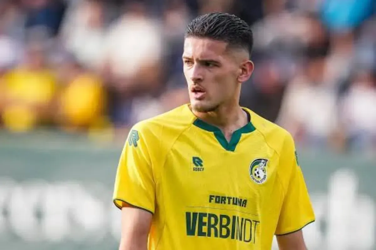 Justin Hubner dapat kartu merah, pelatih Fortuna Sittard geram sampai sebut bodoh. (Sumber: Instagram)