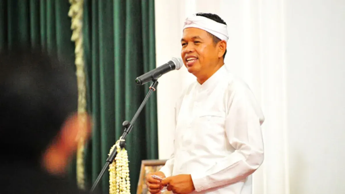 Potret Gubernur Jawa Barat, Dedi Mulyadi yang akan menerapkan larangan menebang pohon di wilayah Jawa Barat. (Sumber: Jabarprov)