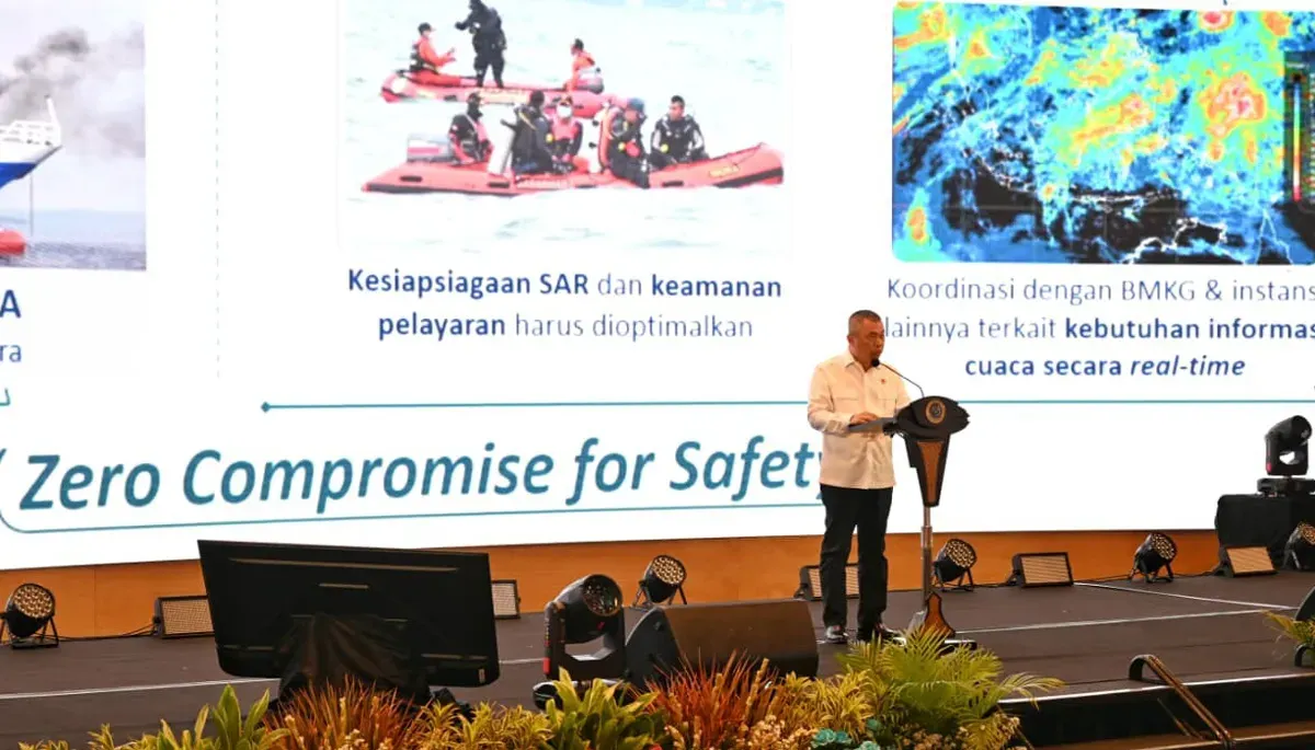 Menhub, Dudy Purwagandhi, saat memberikan arahan kepada jajaran menjelang masa Natal 2025 dan Tahun Baru 2026. (Sumber: Dok Kemenhub)