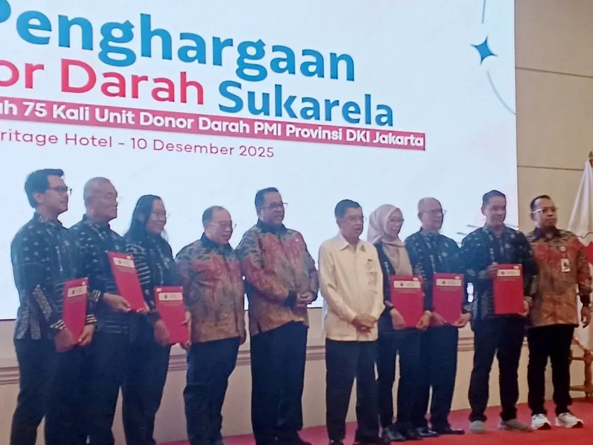 DKI Jakarta memberikan Penghargaan Donor Darah Sukarela 75 kali kepada 200 pendonor. (Sumber: Istimewa)