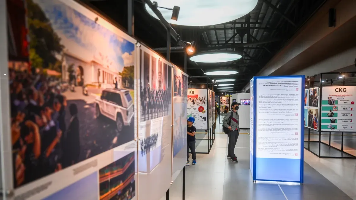 Potret pameran jurnalistik dengan tajuk "Haluan Merah Putih" yang digelar di Stasiun Tanah Abang. (Sumber: Istimewa)