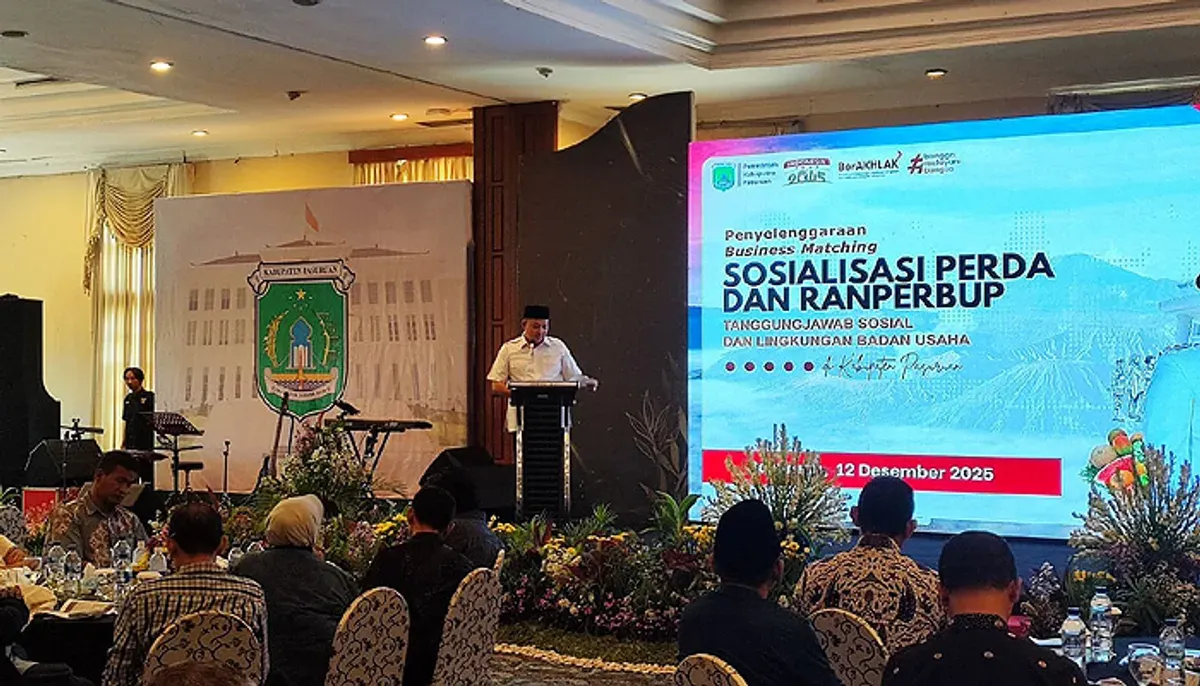 Bupati Pasuruan, Rusdi Sutejo, saat menyampaikan sambutan dalam forum business matching di Finna Golf and Country Club Prigen, Jumat, 12 Desember 2025. (Sumber: Istimewa)