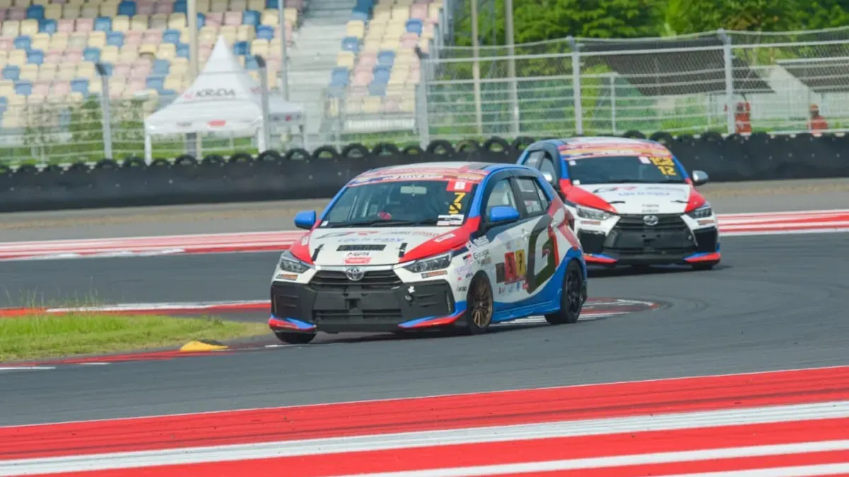 Debut musim pertama, GR Garage Auto2000 Racing Team raih podium nasional. (Sumber: Auto2000)