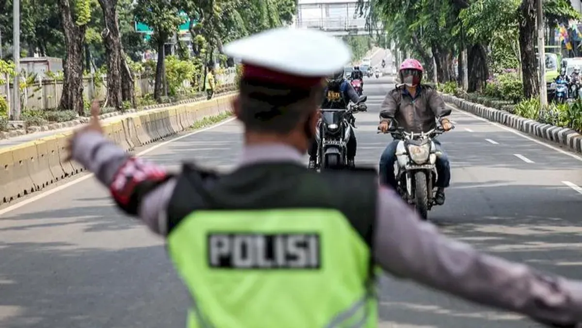Tilang elektronik tetap berlaku saat razia Operasi Lilin 2025. (Sumber: Dok. Polres Sikka)