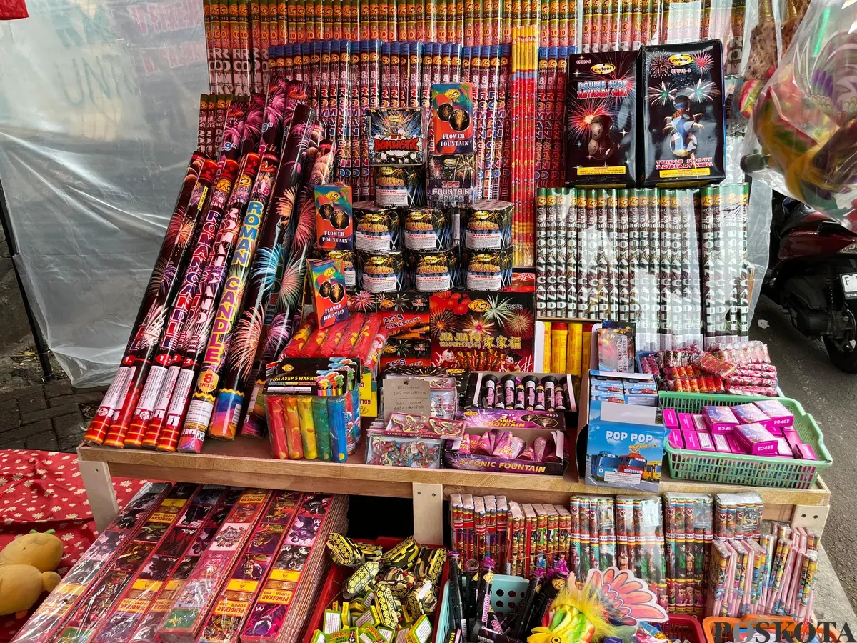 Ilustrasi Kembang Api. (Sumber: Poskota/M. Tegar Jihad)