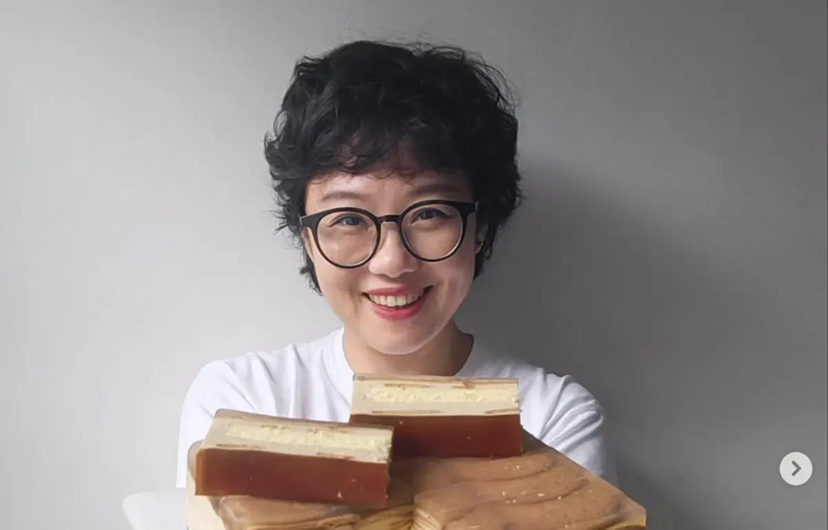 Icen MCI 13, mantan peserta MasterChef Indonesia Season 13, menjadi sorotan publik usai polemik Mochi Pisang Ijo yang ramai diperbincangkan di media sosial. (Sumber: Instagram/@icenguik)