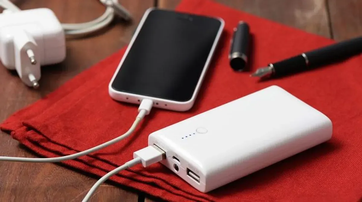 Penyebab power bank cepat kembung dan cara mengatasinya. (Sumber: Pinterest)