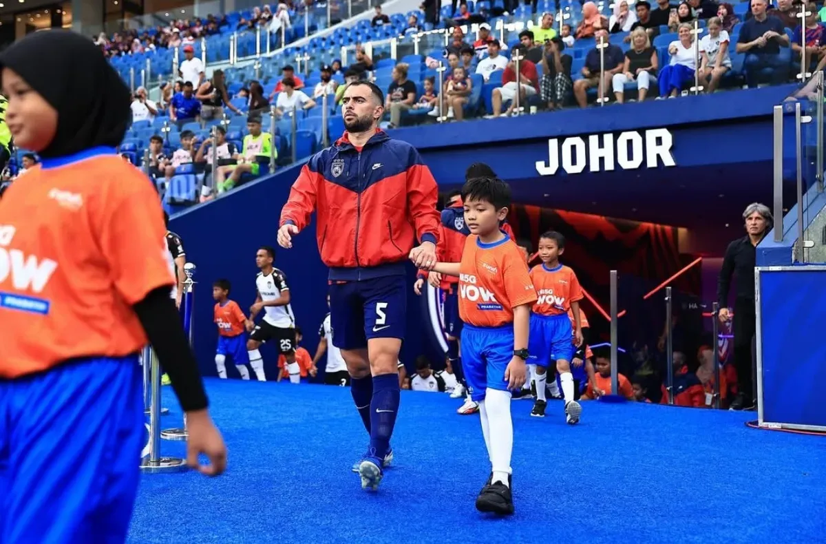 Jordi Amat bersama Johor Darul Ta'zim bakal jalani pramusim di Arab Saudi. (Foto: Instagram/@officialjohor)