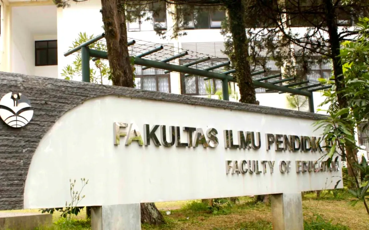 Ilustrasi universitas terbaik di Indonesia dalam bidang pendidikan guru dan studi akademik versi THE WUR 2025. (Sumber: UPI)