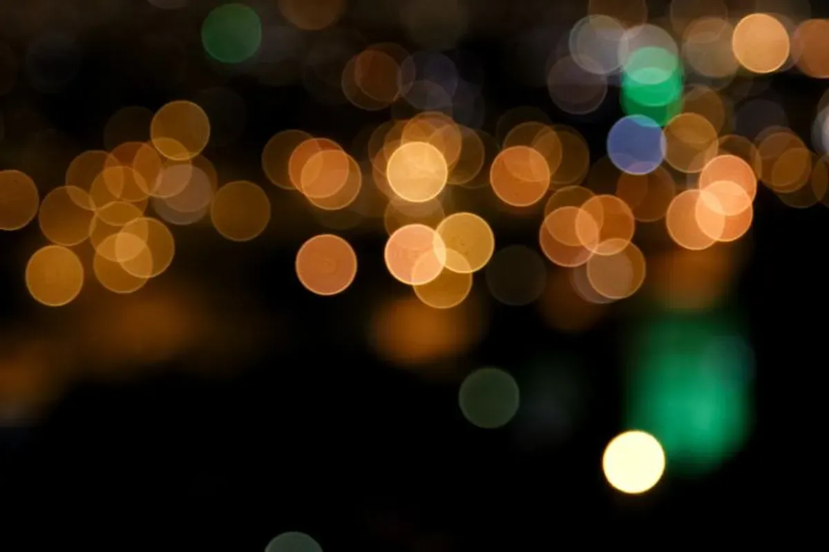 Aplikasi foto dan video dengan efek bokeh yang bisa kamu unduh untuk menciptakan visual lebih menarik (Sumber: Pinterest)