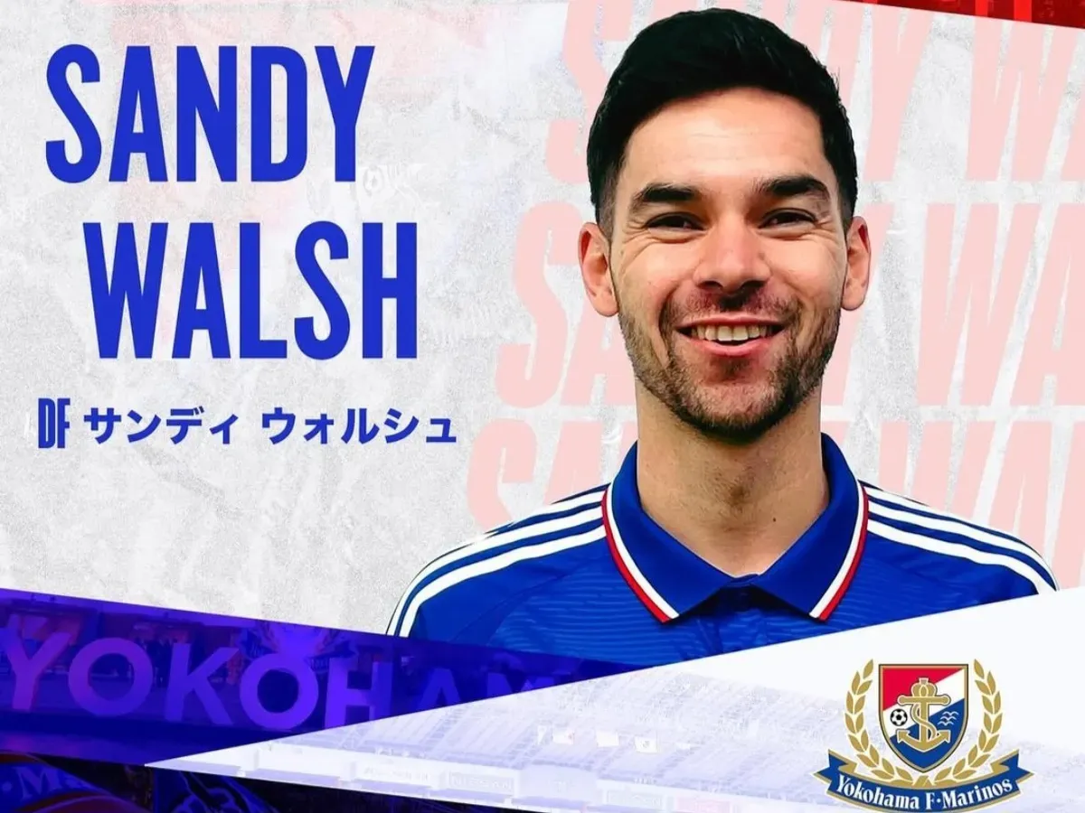 Sandy Walsh belum bisa mencatatkan debut bersama tim barunya, Yokohama Marinos. (Sumber: X/ gilabola_ina)