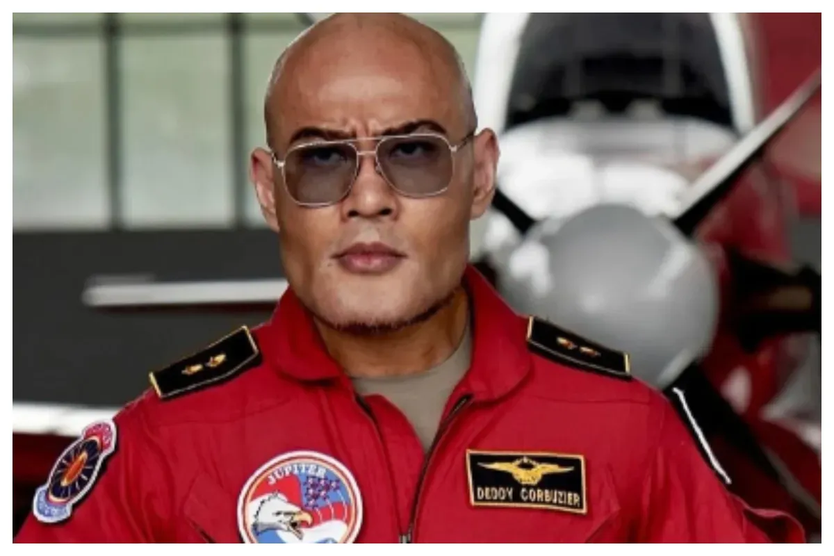 Deddy Corbuzier dihujani kritik pedas setelah menyampaikan pendapatnya terkait aksi  KontraS yang menginterupsi rapat Panja RUU TNI. (Sumber: Instagram Deddy Corbuzier/Hanin)